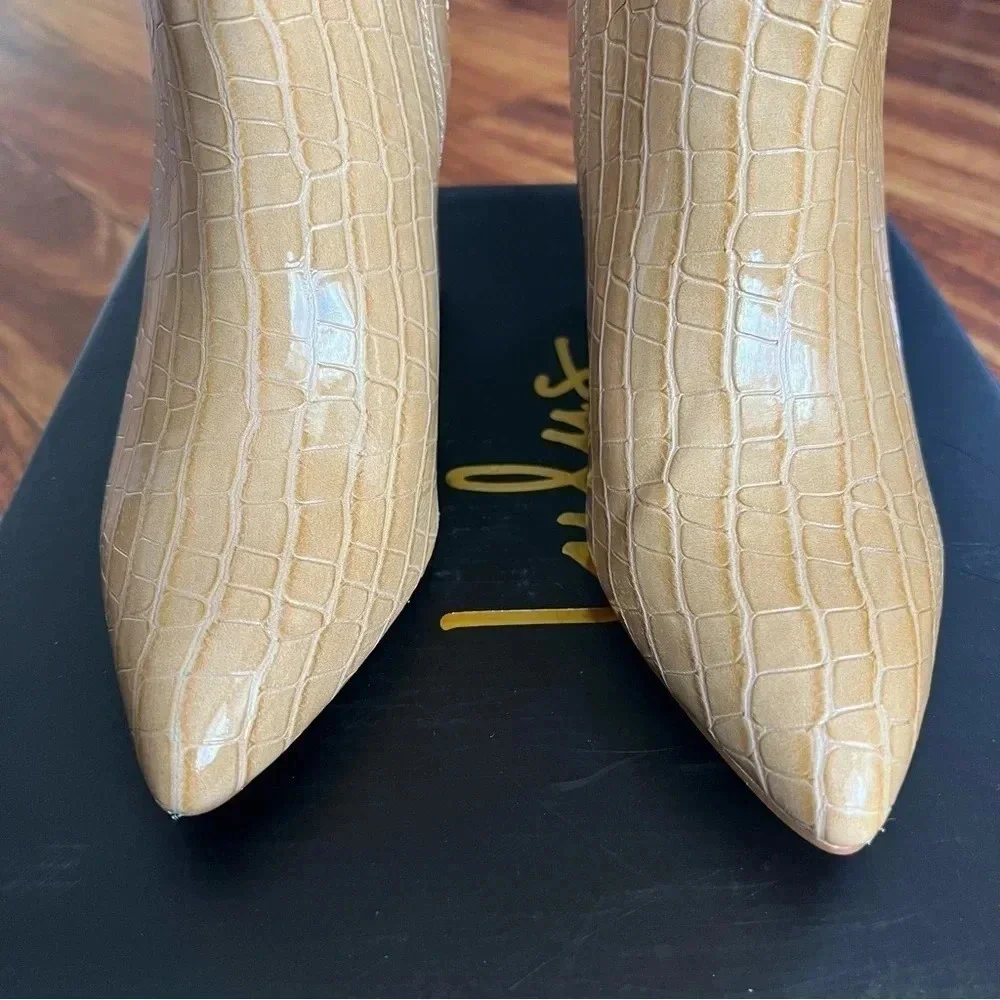 Lulu’s Croc Pointed-Toe Knee High Boots in Light Nude Size 10 New In Box - Picture 3 of 6